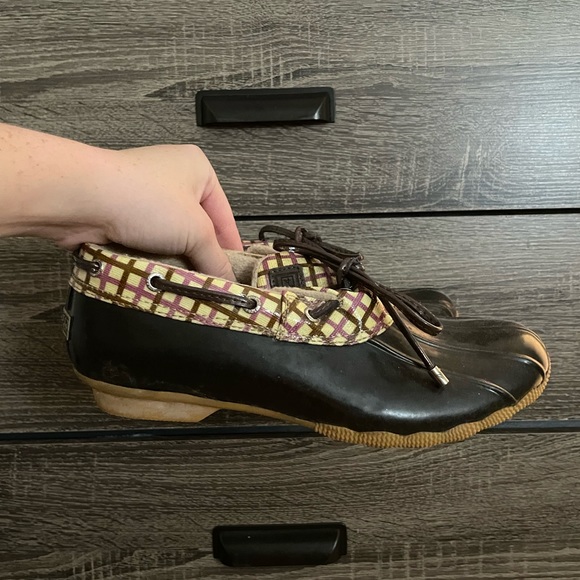 Sperry Shoes - Picture 1 of 5